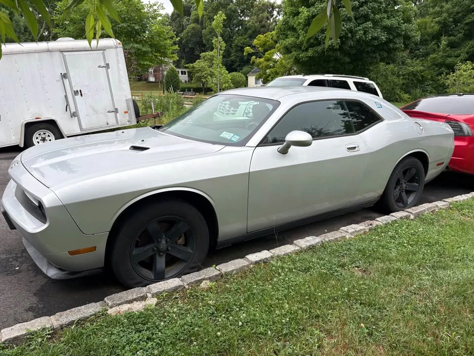 2009 Dodge Challenger 3rd Gen - Image 4 of 4