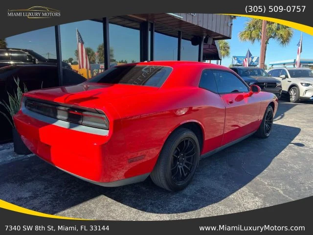 2009 Dodge Challenger 3rd Gen - Image 10 of 21