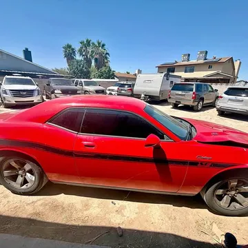 2009 Dodge Challenger SE Coupe 2D