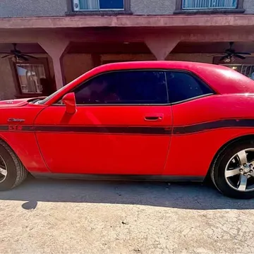 2009 Dodge Challenger SE Coupe 2D
