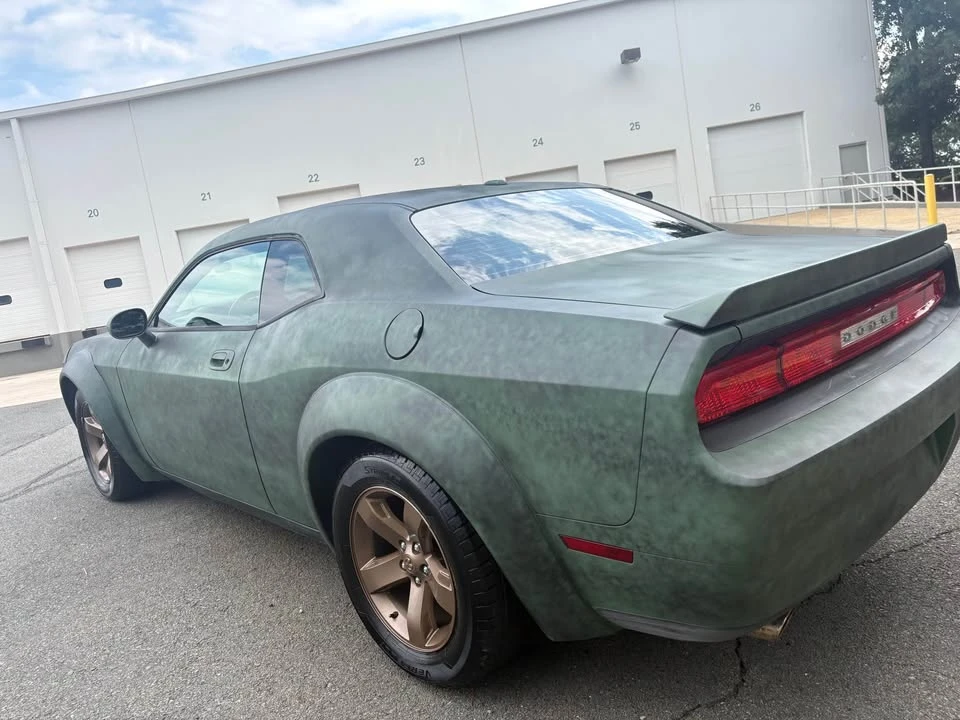 2009 Dodge Challenger 3rd Gen - Image 11 of 16
