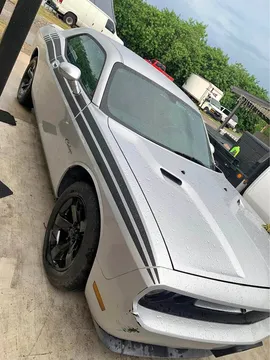 2009 Dodge Challenger SE Coupe 2D