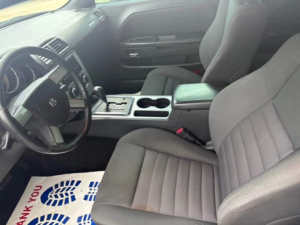 2009 Dodge Challenger 3rd Gen - Image 14 of 16