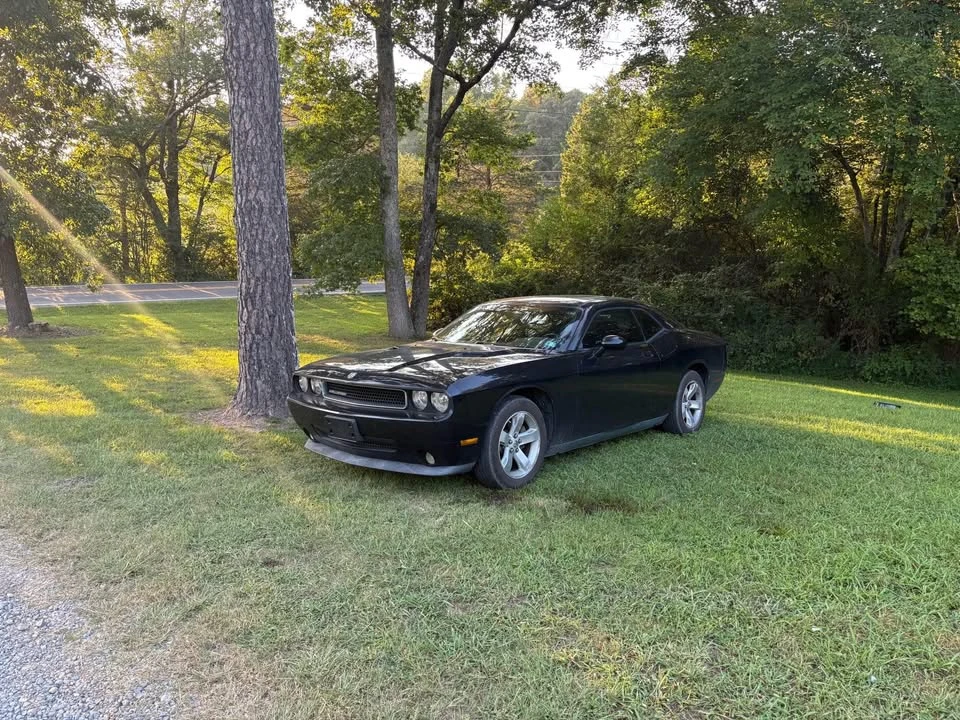 2009 Dodge Challenger 3rd Gen - Image 4 of 4