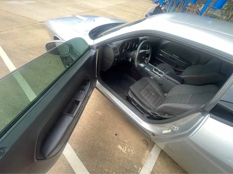 2009 Dodge Challenger 3rd Gen - Image 3 of 5