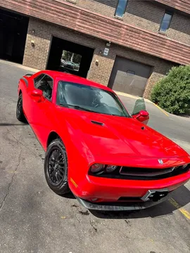 2009 Dodge Challenger SE Coupe 2D