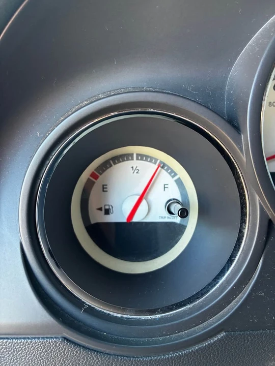 2009 Dodge Challenger 3rd Gen - Image 7 of 13