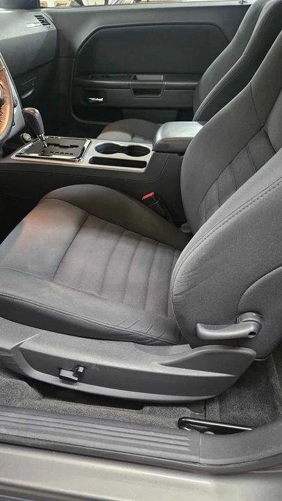 2009 Dodge Challenger 3rd Gen - Image 15 of 17