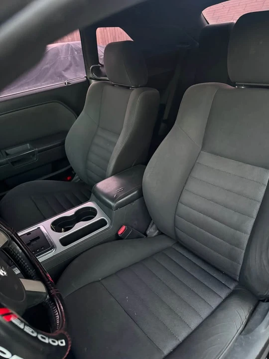 2009 Dodge Challenger 3rd Gen - Image 4 of 4