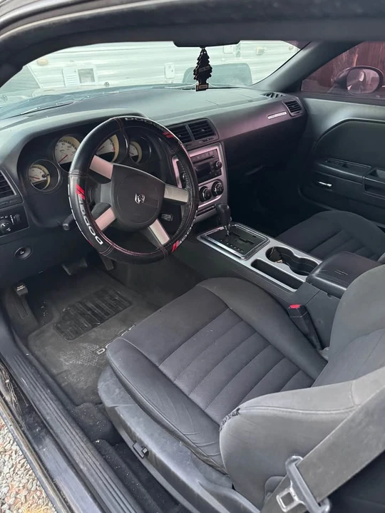 2009 Dodge Challenger 3rd Gen - Image 3 of 4