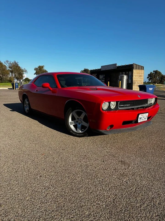 2009 Dodge Challenger 3rd Gen - Image 11 of 13