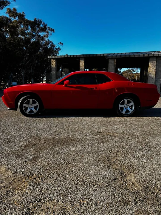 2009 Dodge Challenger 3rd Gen - Image 2 of 13