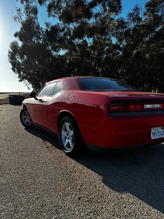 2009 Dodge Challenger 3rd Gen - Image 3 of 13