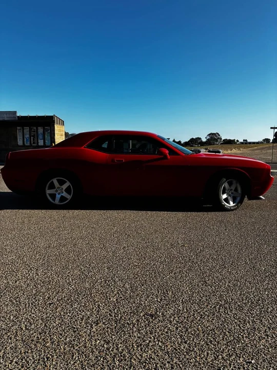 2009 Dodge Challenger 3rd Gen - Image 12 of 13