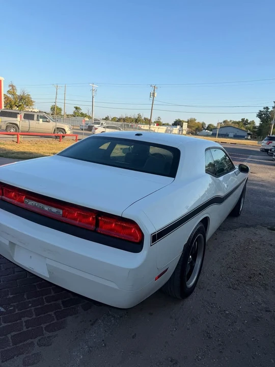 2009 Dodge Challenger 3rd Gen - Image 4 of 10
