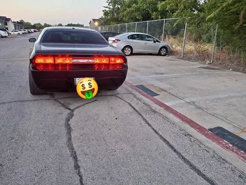 2009 Dodge Challenger SE Coupe 2D
