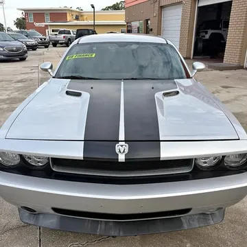 2009 Dodge Challenger SE
