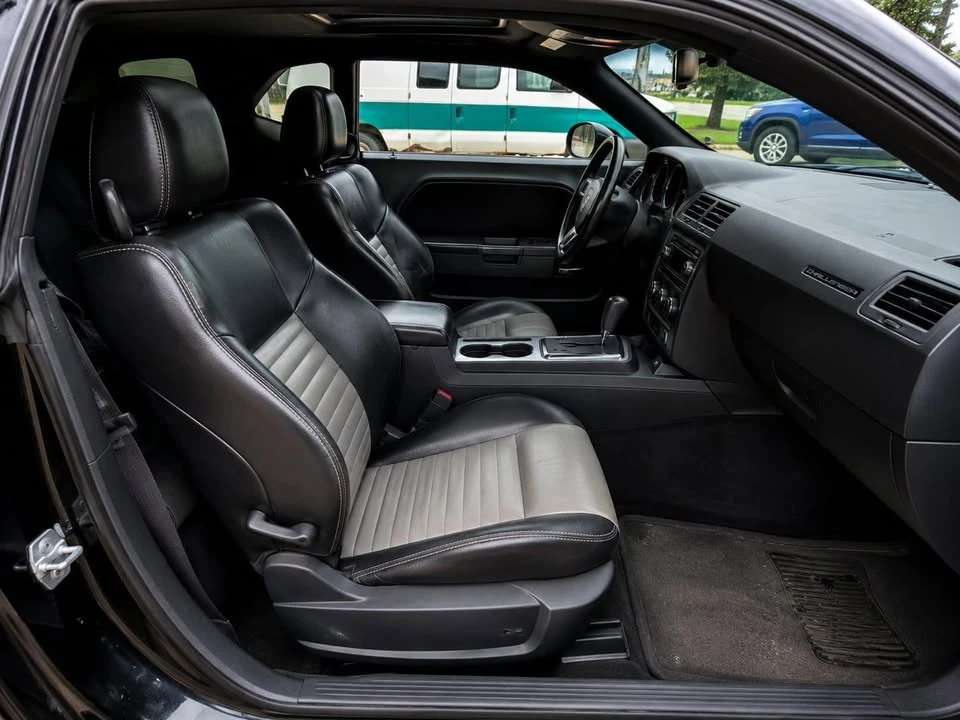 2009 Dodge Challenger 3rd Gen - Image 7 of 10