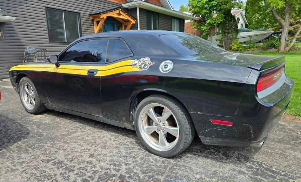 2009 Dodge Challenger 3rd Gen - Image 8 of 13
