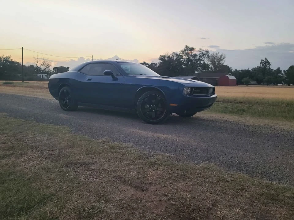 2009 Dodge Challenger 3rd Gen - Image 5 of 14