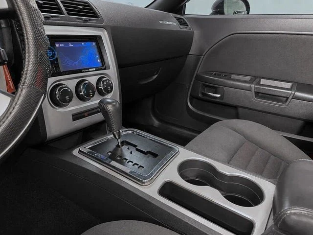 2009 Dodge Challenger 3rd Gen - Image 15 of 17