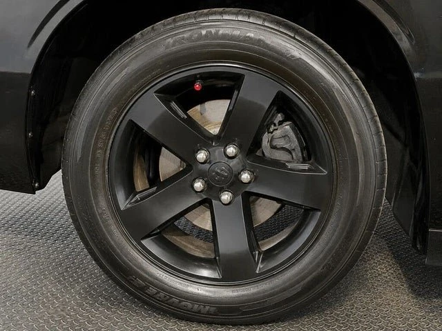 2009 Dodge Challenger 3rd Gen - Image 6 of 17