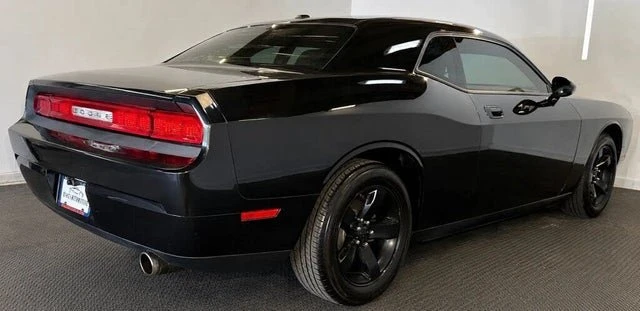 2009 Dodge Challenger 3rd Gen - Image 3 of 17