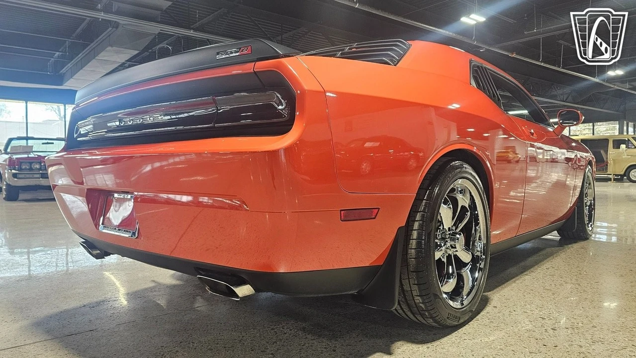 2009 Dodge Challenger SRT8 & 392 3rd Gen - Image 13 of 21