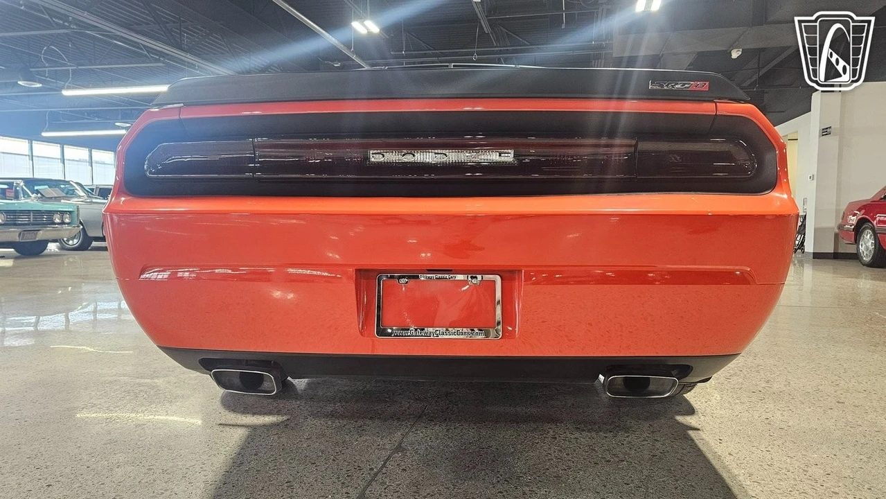 2009 Dodge Challenger SRT8 & 392 3rd Gen - Image 11 of 21