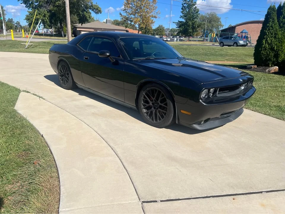 2009 Dodge Challenger SRT8 & 392 3rd Gen - Image 2 of 5