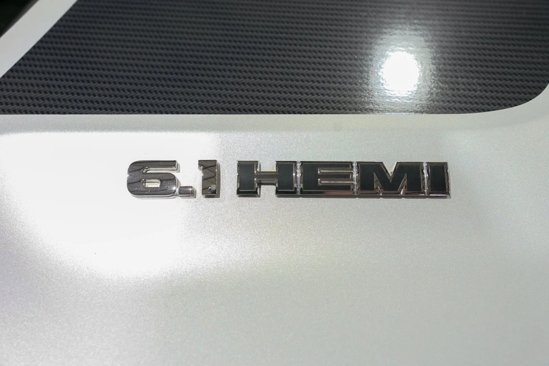 2009 Dodge Challenger SRT8 & 392 3rd Gen - Image 26 of 31