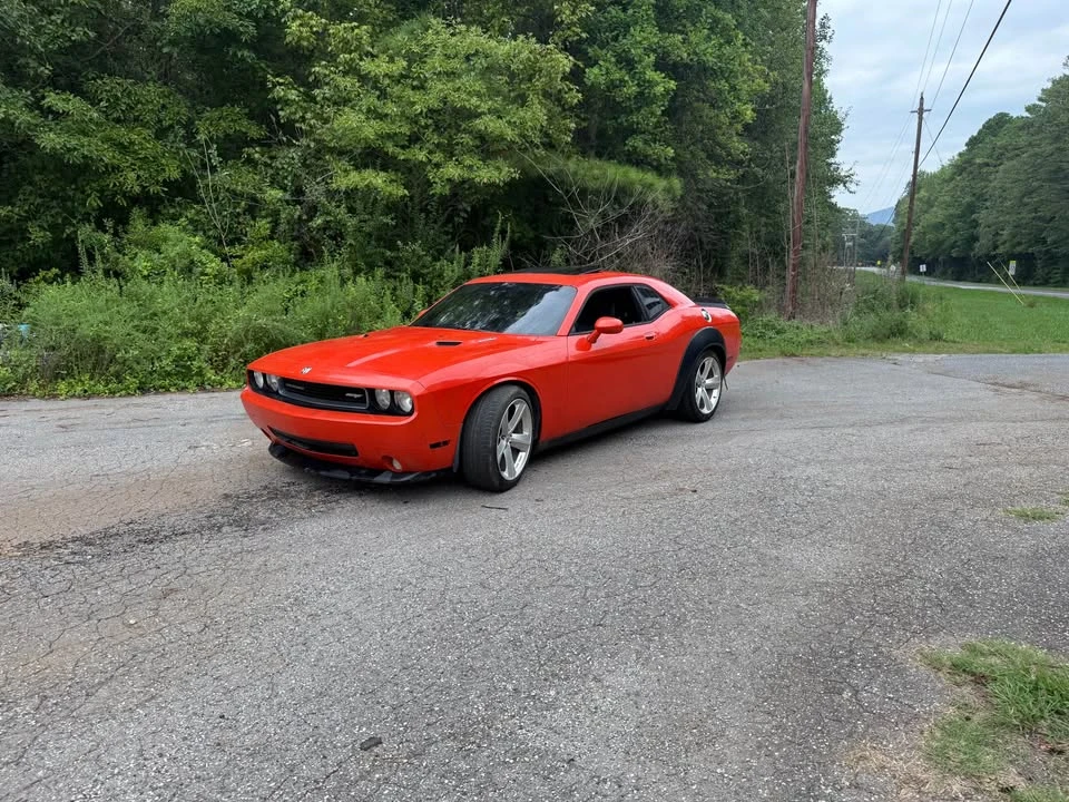 2009 Dodge Challenger SRT8 & 392 3rd Gen - Image 2 of 6