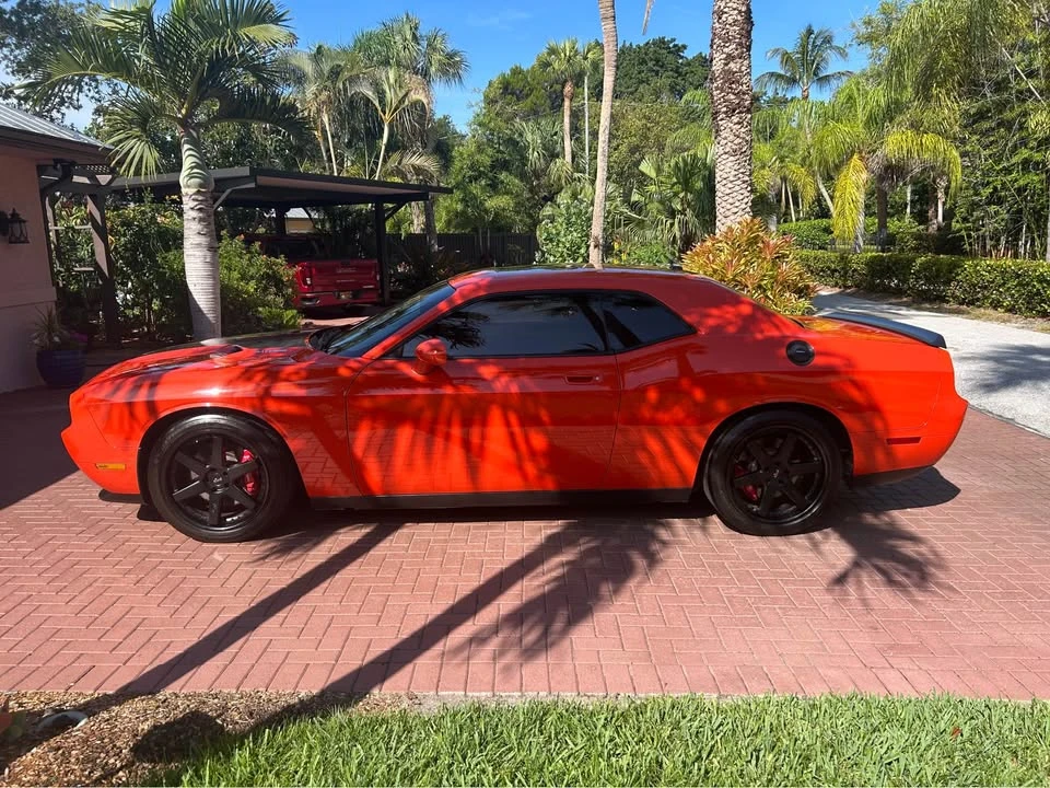2009 Dodge Challenger SRT8 & 392 3rd Gen - Image 4 of 6