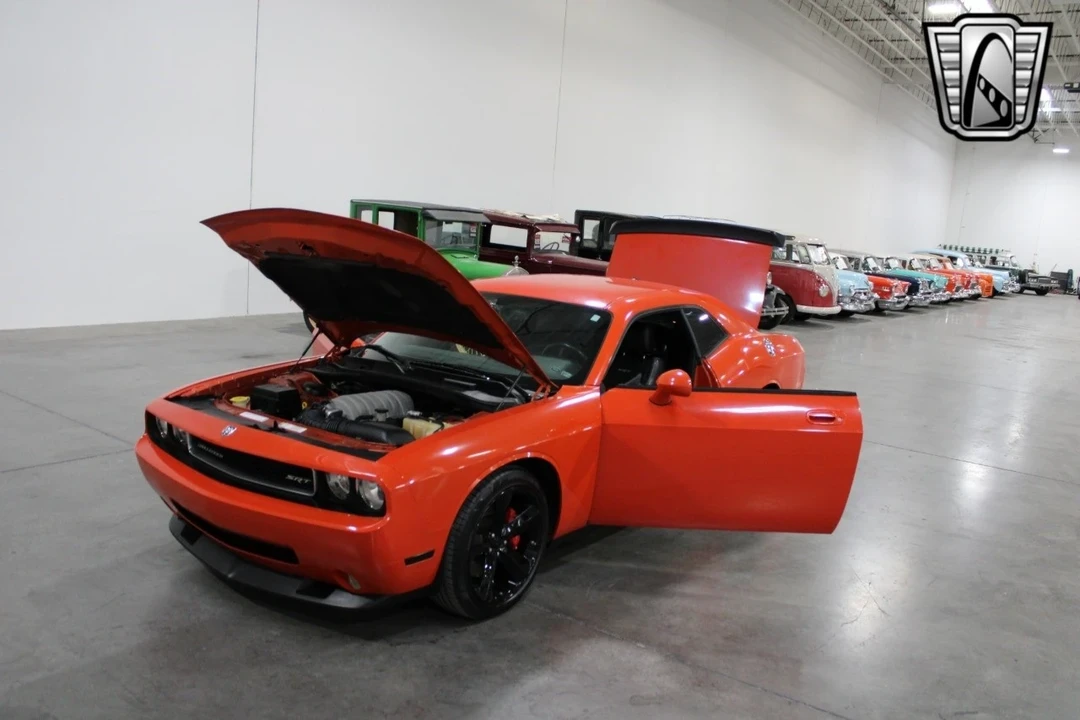 2009 Dodge Challenger SRT8 & 392 3rd Gen - Image 8 of 12