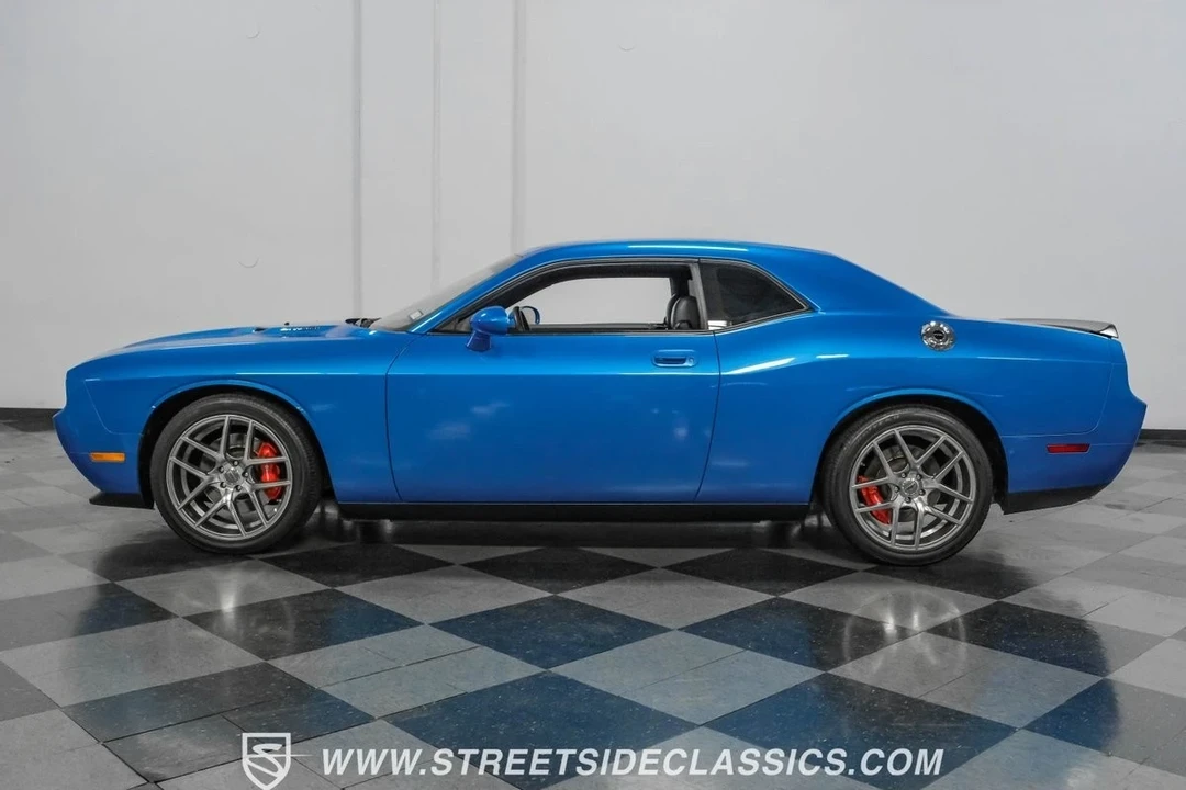 2009 Dodge Challenger SRT8 & 392 3rd Gen - Image 8 of 21