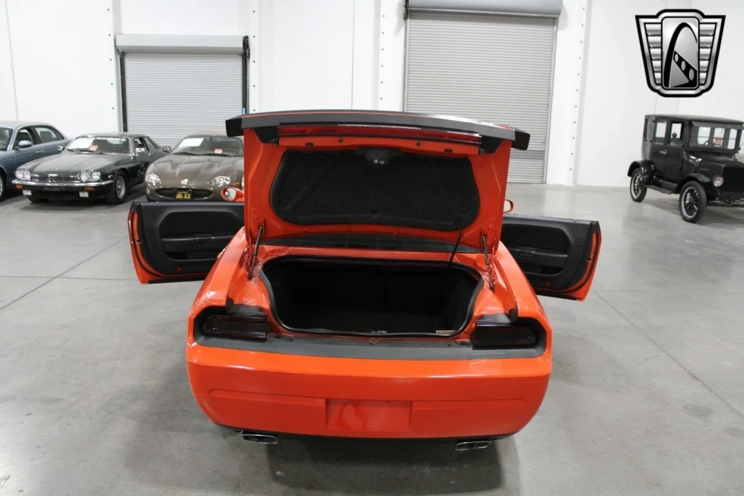 2009 Dodge Challenger SRT8 & 392 3rd Gen - Image 10 of 12