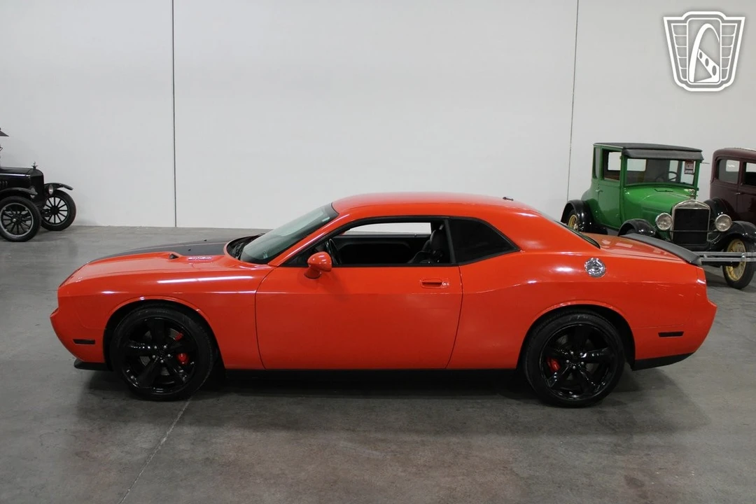 2009 Dodge Challenger SRT8 & 392 3rd Gen - Image 9 of 12