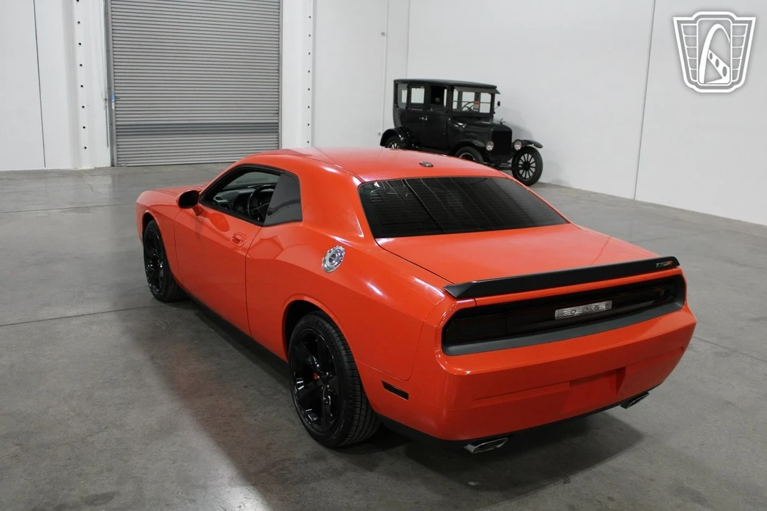 2009 Dodge Challenger SRT8 & 392 3rd Gen - Image 10 of 12