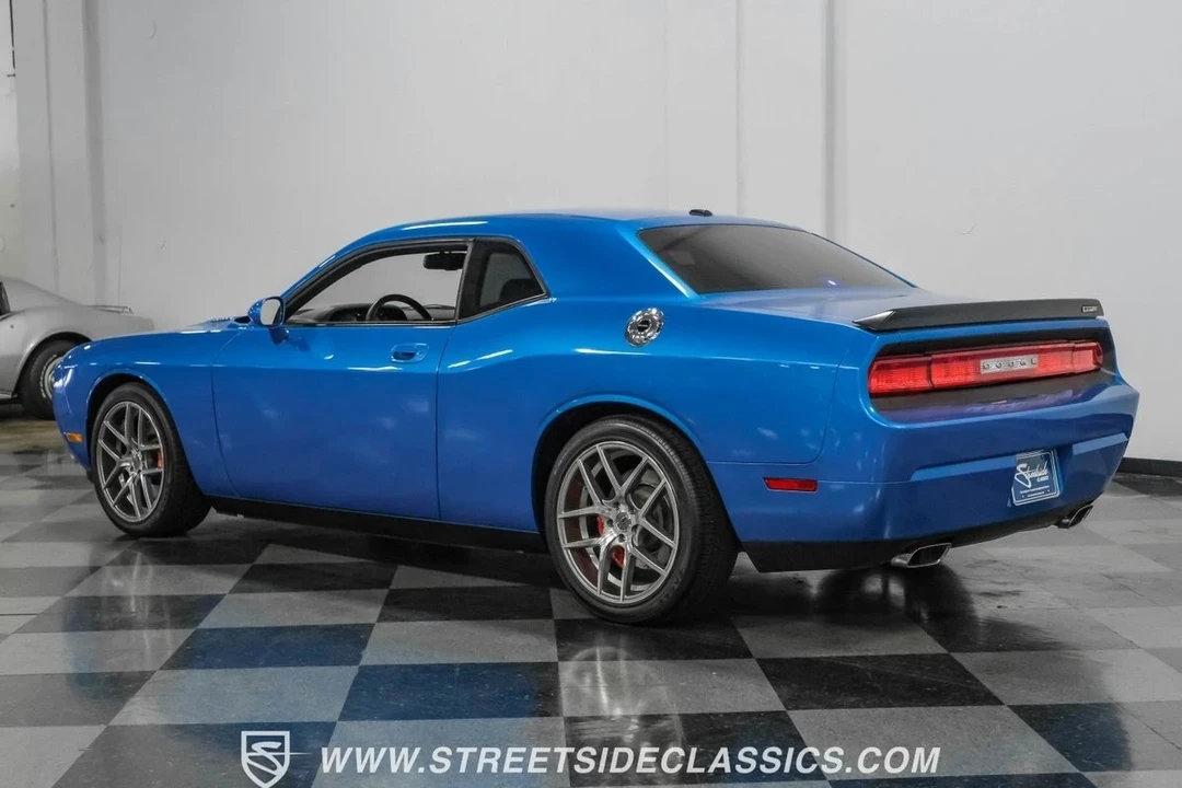 2009 Dodge Challenger SRT8 & 392 3rd Gen - Image 9 of 21