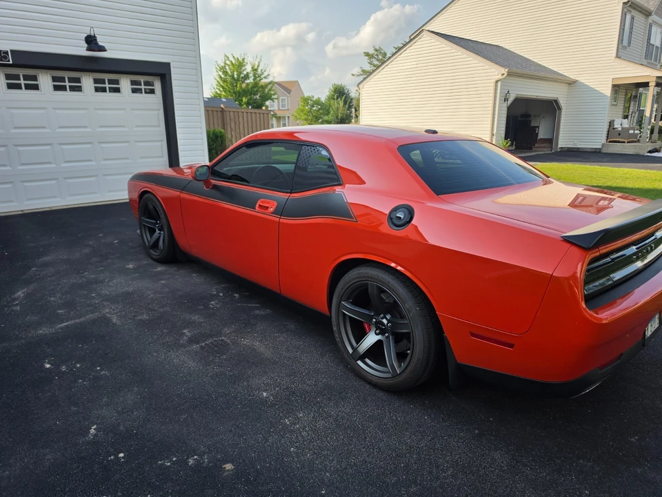 2009 Dodge Challenger SRT8 & 392 3rd Gen - Image 19 of 20