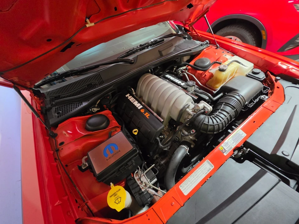 2009 Dodge Challenger SRT8 & 392 3rd Gen - Image 9 of 20
