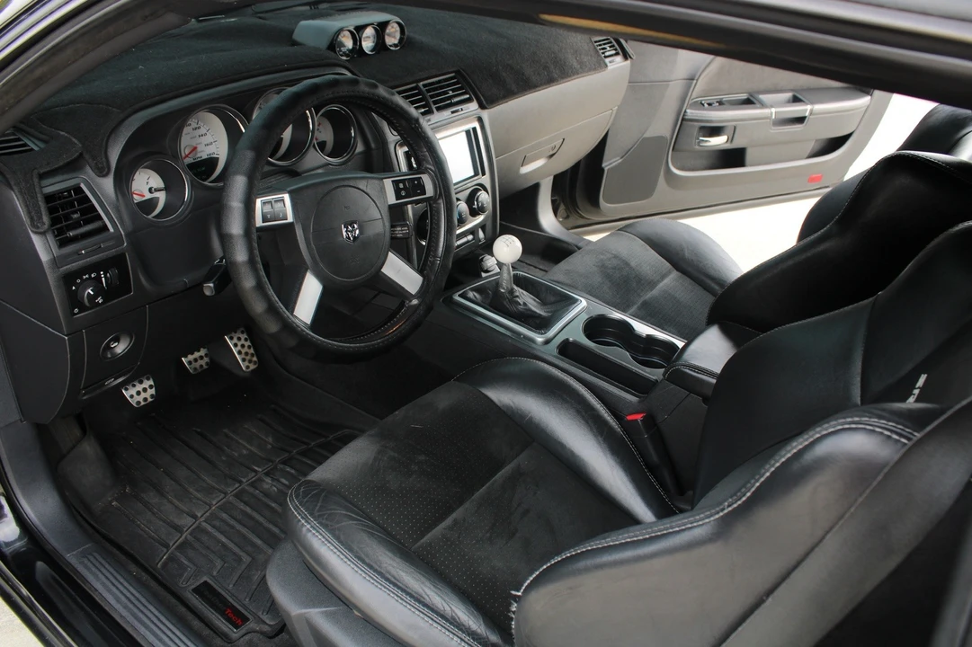2009 Dodge Challenger SRT8 & 392 3rd Gen - Image 22 of 31