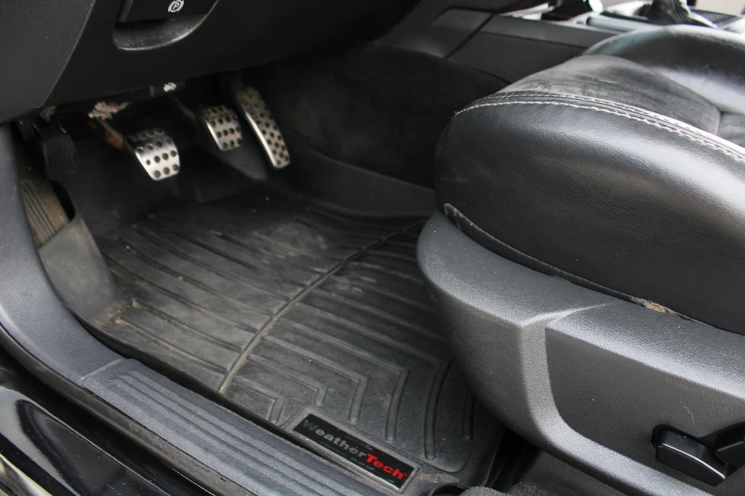 2009 Dodge Challenger SRT8 & 392 3rd Gen - Image 17 of 31