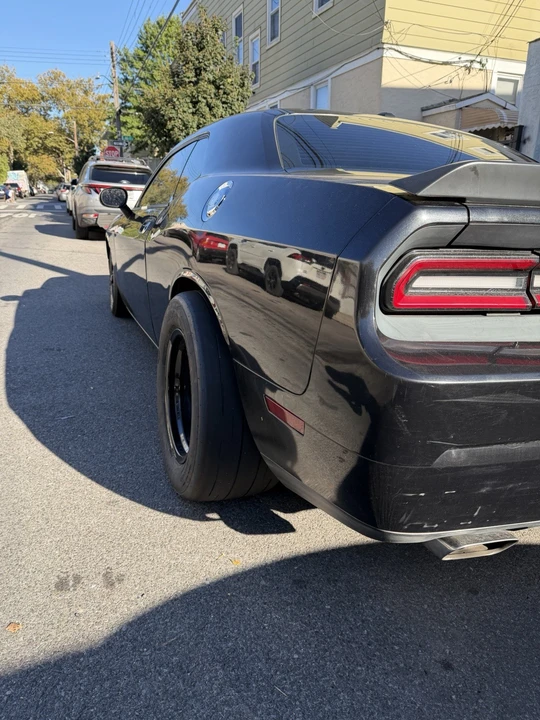 2009 Dodge Challenger SRT8 & 392 3rd Gen - Image 2 of 10