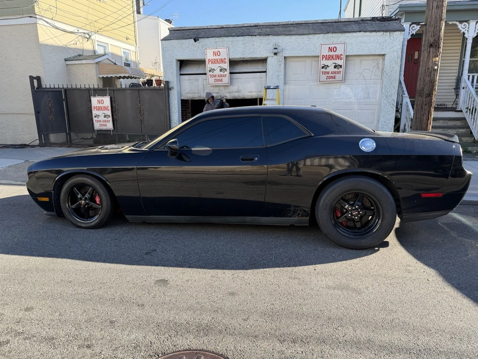 2009 Dodge Challenger SRT8 & 392 3rd Gen - Image 10 of 10