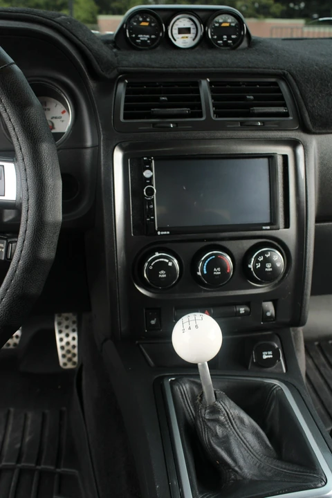 2009 Dodge Challenger SRT8 & 392 3rd Gen - Image 5 of 31