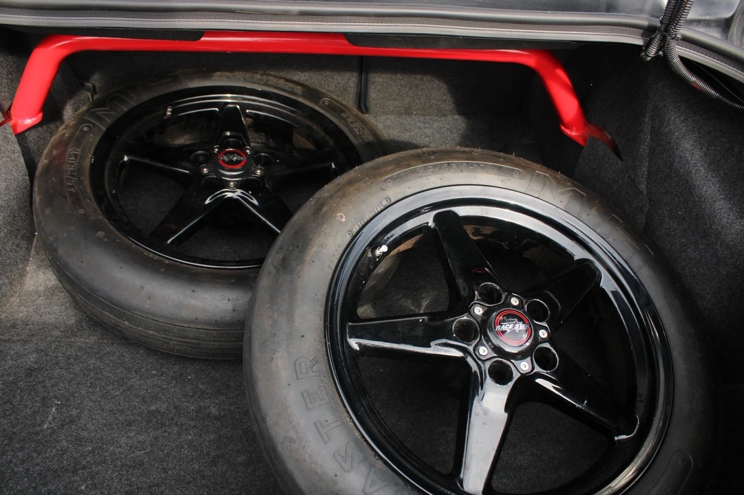 2009 Dodge Challenger SRT8 & 392 3rd Gen - Image 3 of 31