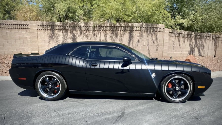 2009 Dodge Challenger SRT8 & 392 3rd Gen - Image 5 of 18