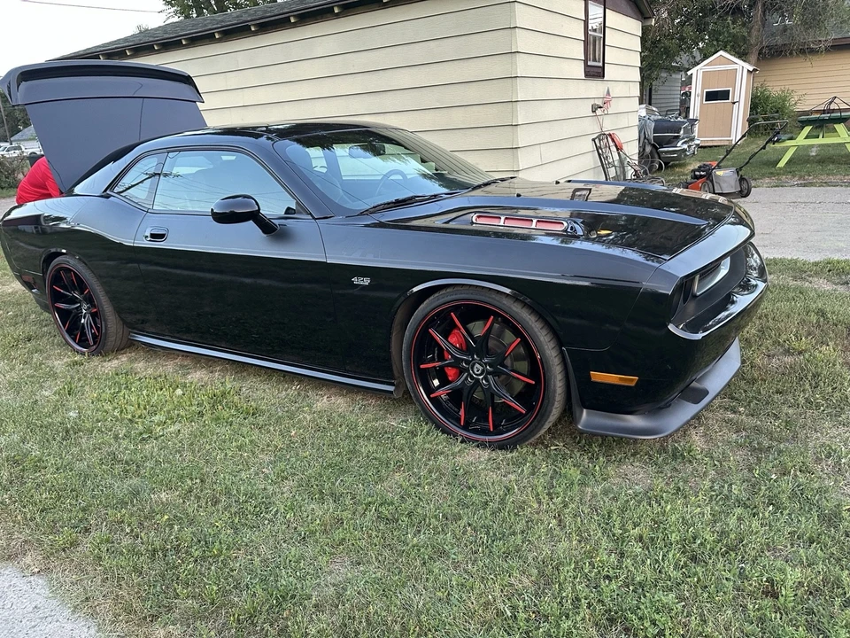 2009 Dodge Challenger SRT8 & 392 3rd Gen - Image 7 of 19