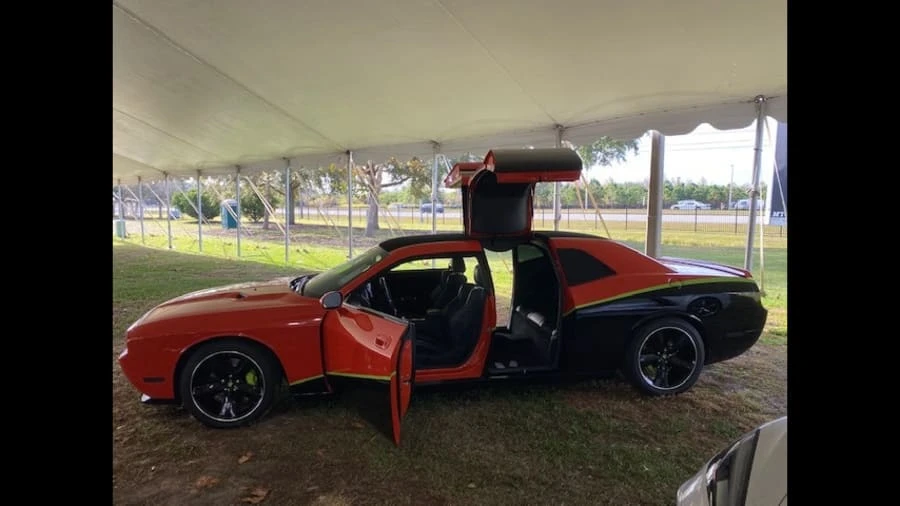 2009 Dodge Challenger SRT8 & 392 3rd Gen - Image 2 of 5
